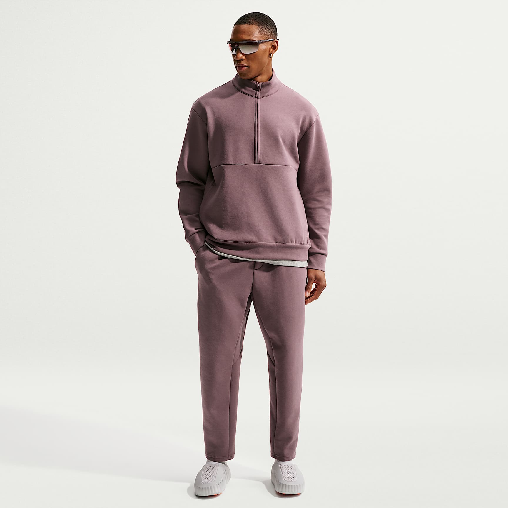 ブラック ジャージL SLIM KNIT TT　O5824 Nike 24.7 ImpossiblySoft Men's Dri-FIT Pants. Nike.com